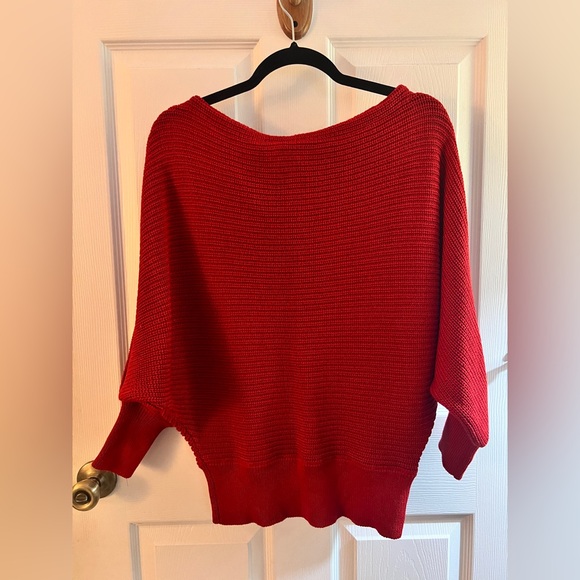 NWT NA-KD Off Shoulder Red Sweater - Picture 3 of 6